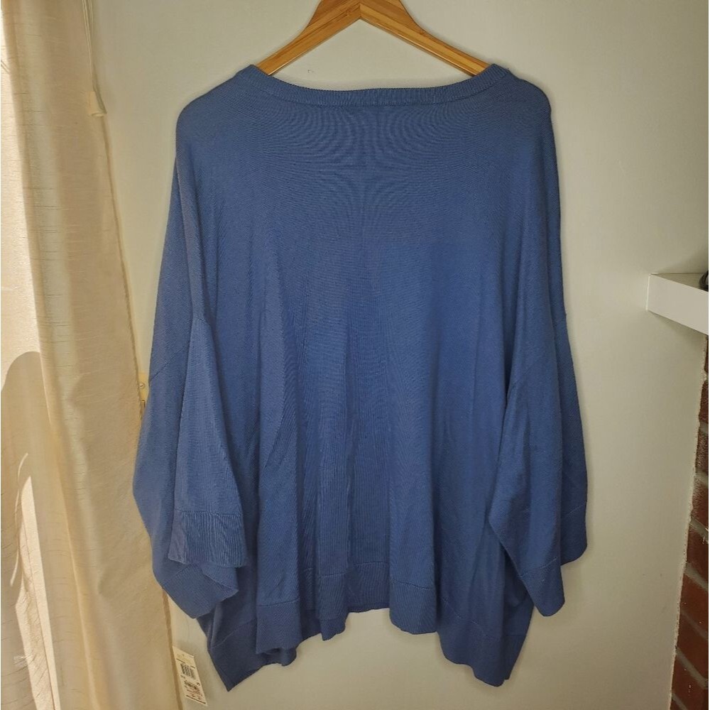 Michael Kors blue v-neck cadet sleeve Sweater size OS (one size) - Picture 8 of 8